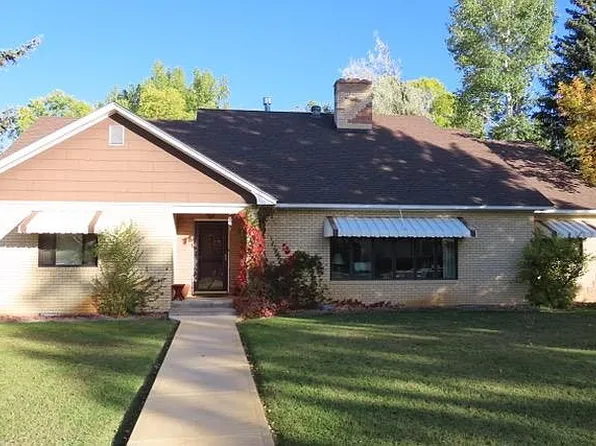 700 S 5th St, Lander, WY 82520