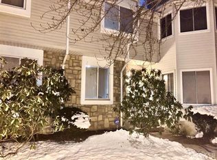 1134 Schmidt Ln, North Brunswick, NJ 08902