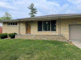 326 S 54th St, Lincoln, NE 68510