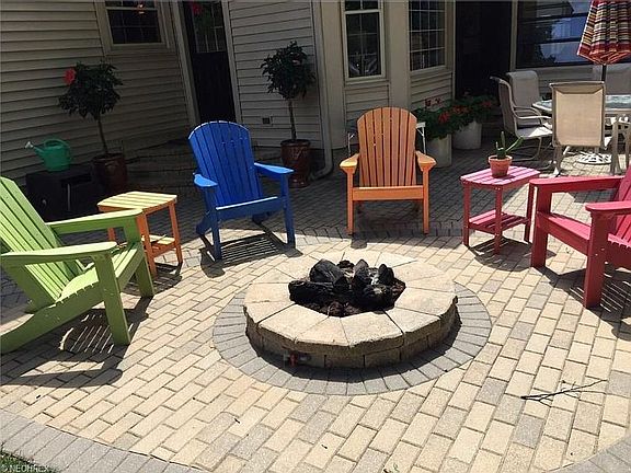 3rd image of 2645 Black Oak Dr