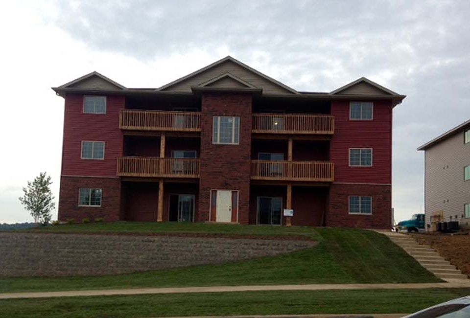 1st image of 621 Lilac St APT 1