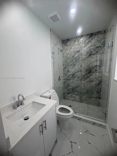 2431 NW 23rd St #1 Photo 1