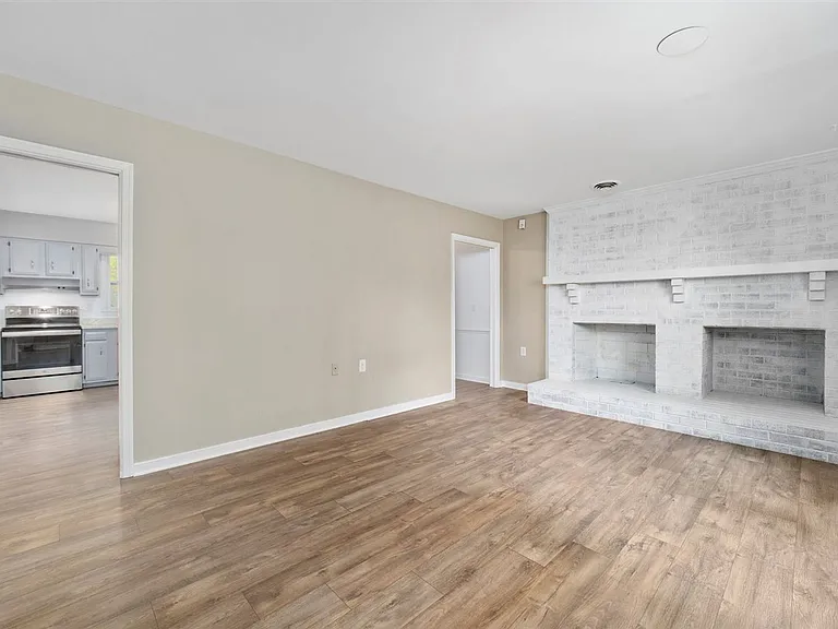 9201 Rattlesnake Rd — Photo 5