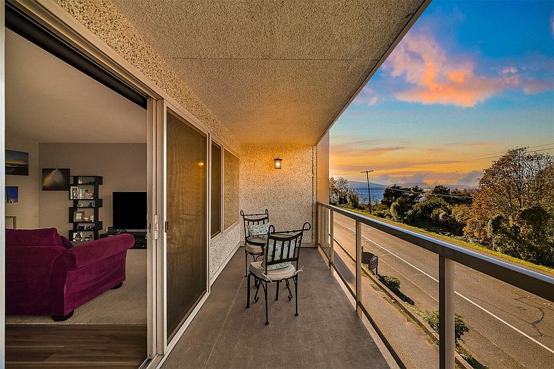 2nd image of 414 Boulevard #106