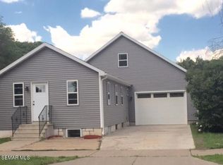 555 Vila St, Winona, MN 55987