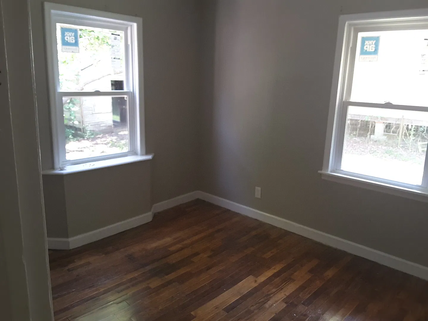 Charming 3 bedroom / 1 bath home — Photo 4