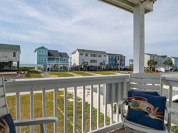 3rd image of 143 Ocean Blvd E