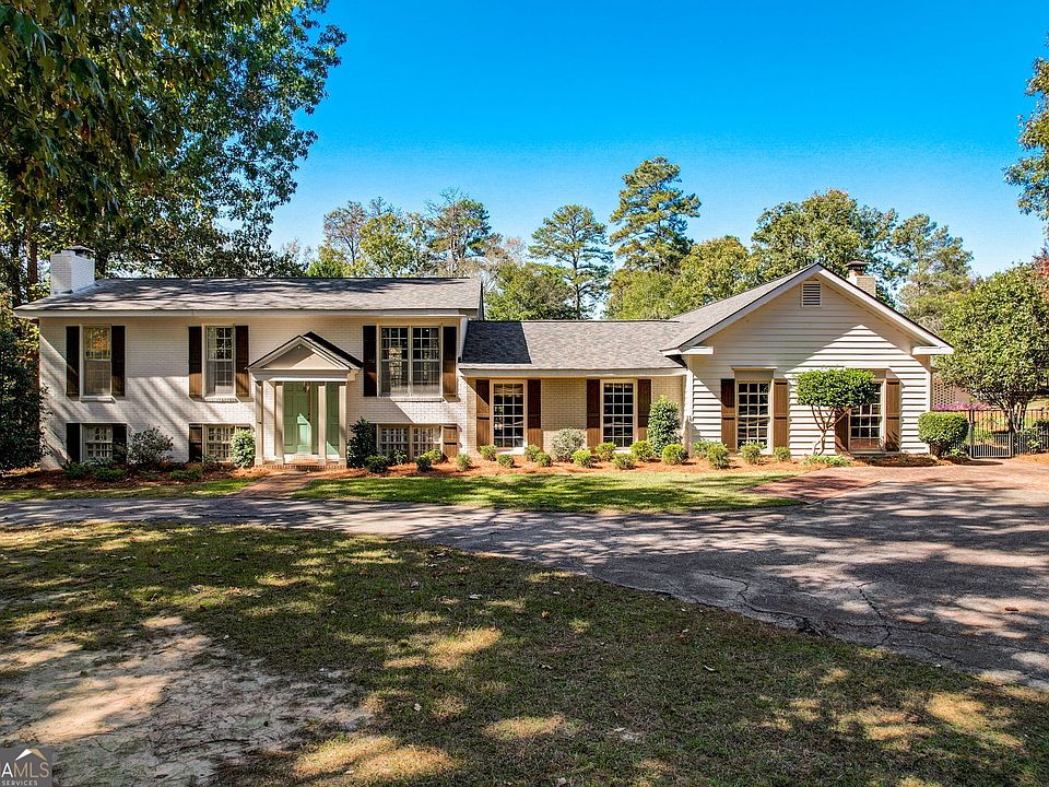 1st image of 5008 Dogwood Cir