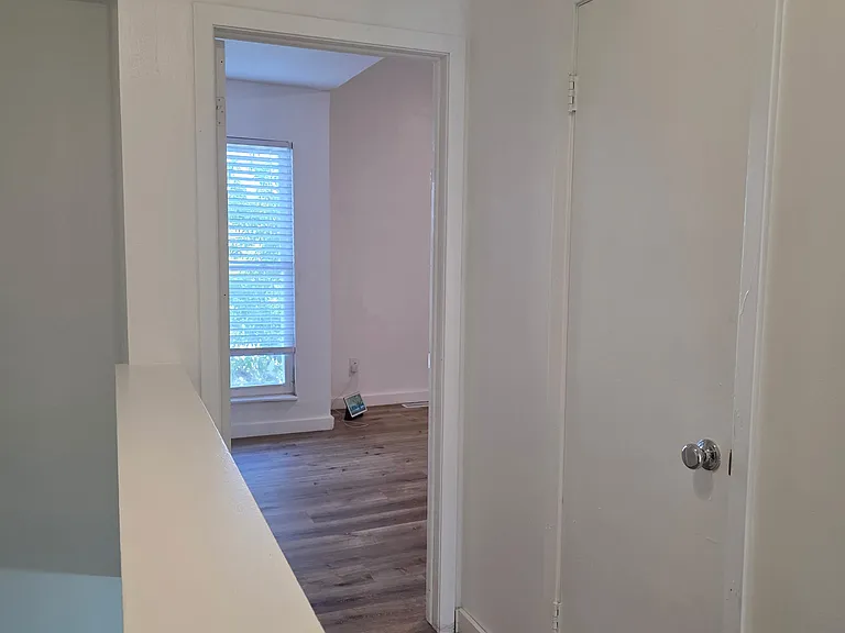11260 College Ave — Photo 46