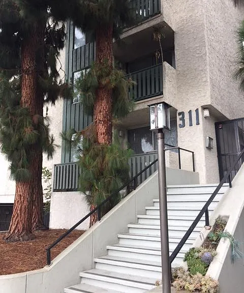 311 Montana Ave #302 — Photo 1