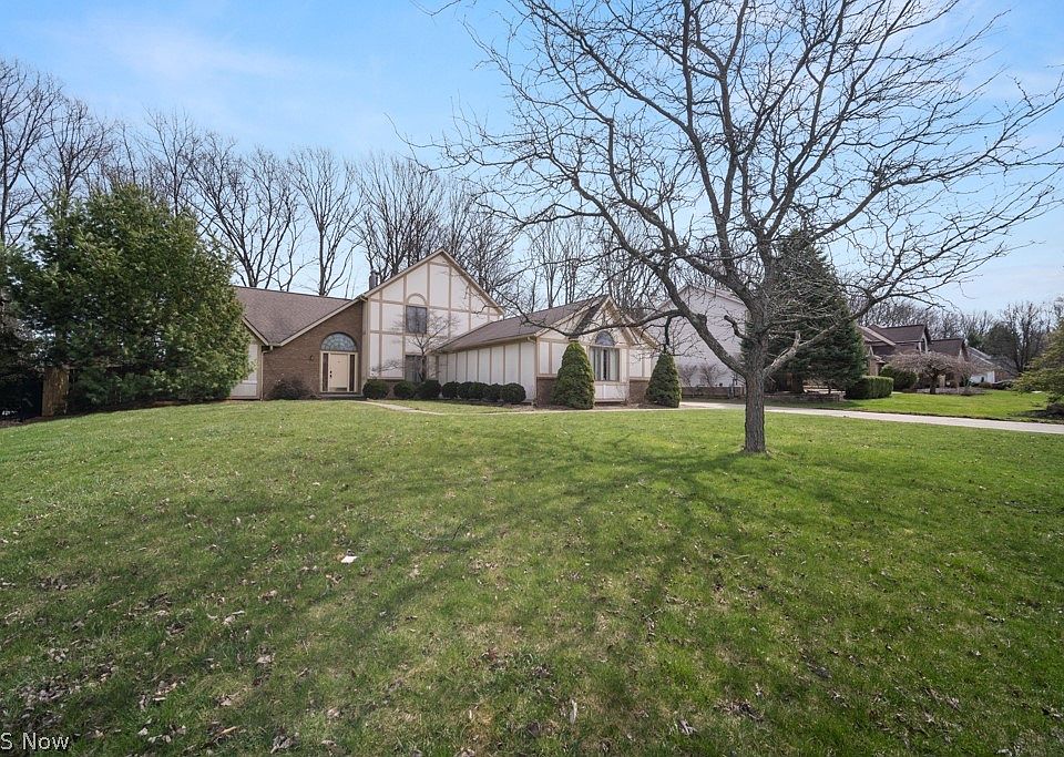 1st image of 10067 Jamestown Dr