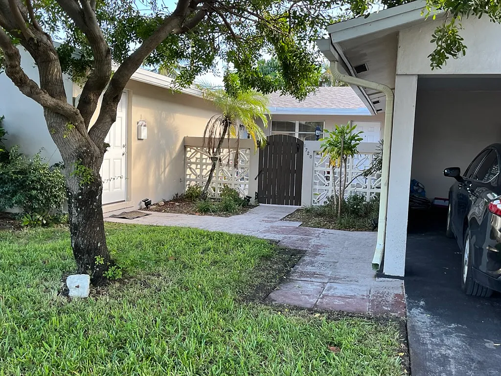 Studio, 500 sqft, $1,450 — Photo 2