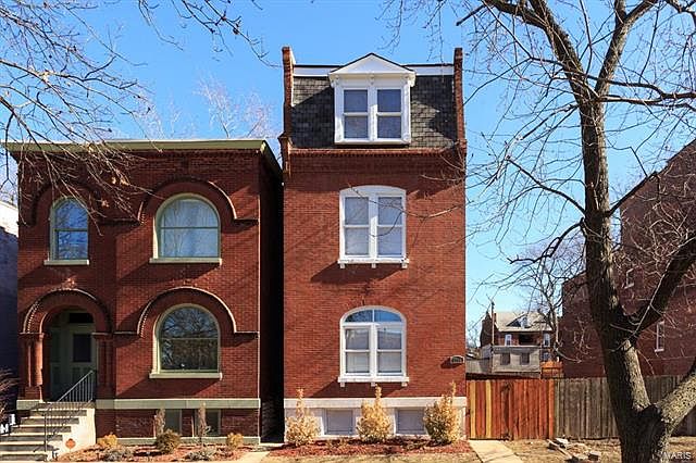 2nd image of 2248 S Jefferson Ave