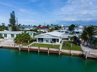 261 9th St, Key Colony Beach, FL 33051