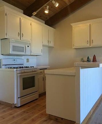 3rd image of 1271 Aleutian Dr