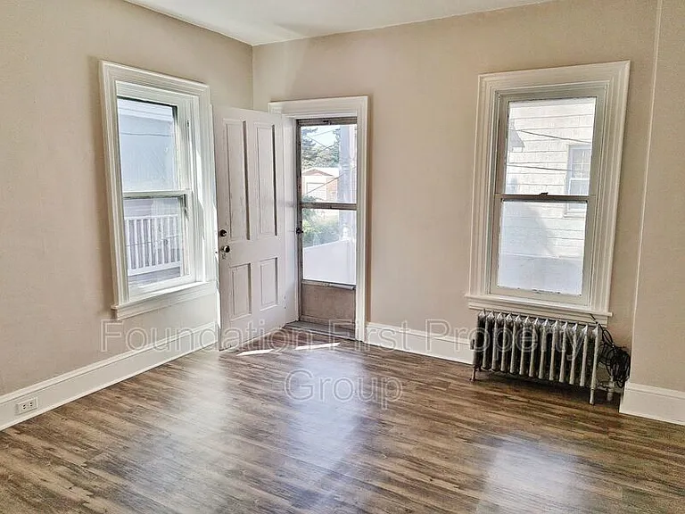 29 Fulton St — Photo 11