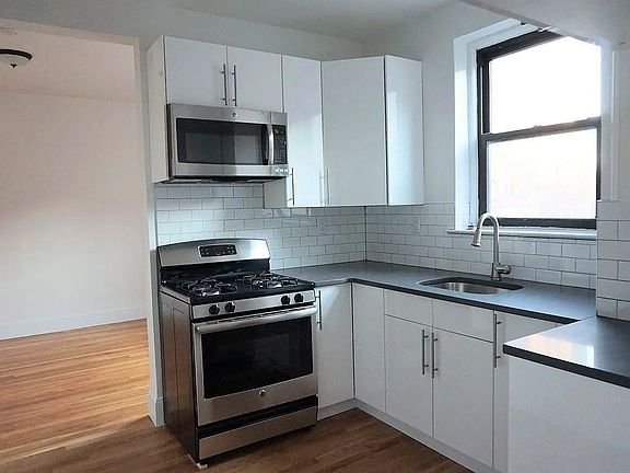 5th image of 87 E 7th St APT 2