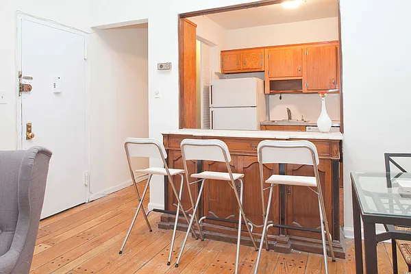 Rented by Big Apple Living | media 18