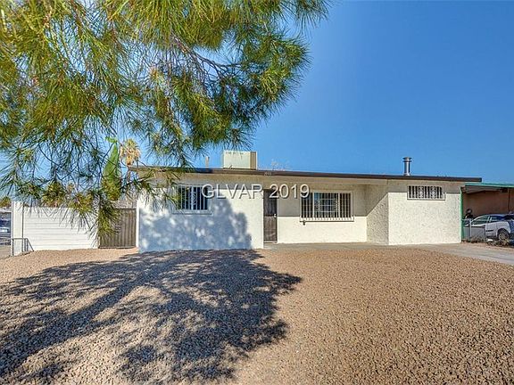4th image of 1901 E Mesquite Ave