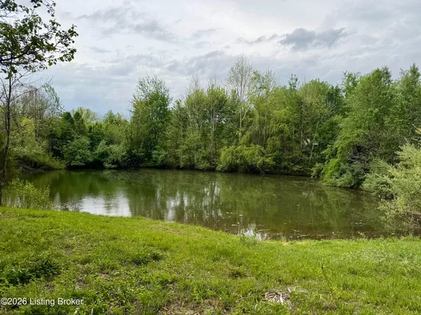 594 Mountain View Estates Rd, Elizabethtown, KY 42701