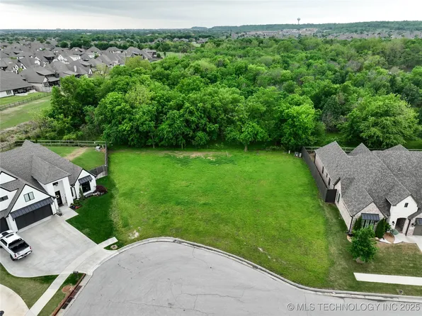 16824 E 43rd St, Tulsa, OK 74134