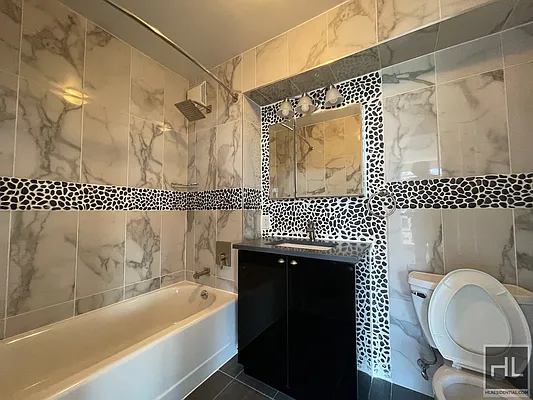 Rented by Highline Residential | media 16