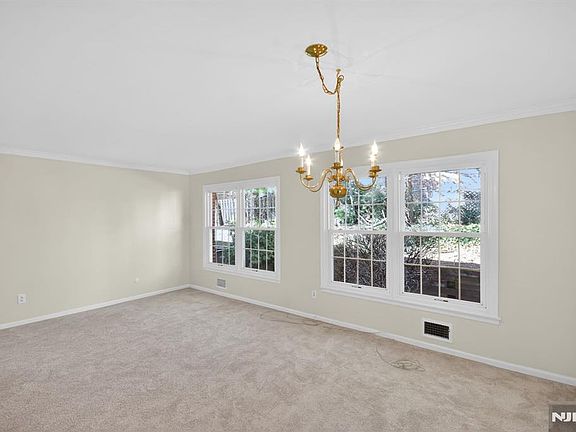 3rd image of 260 Prospect St APT 12