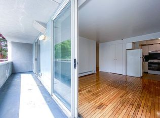 325 E 8th St #2A, New York, NY 10009