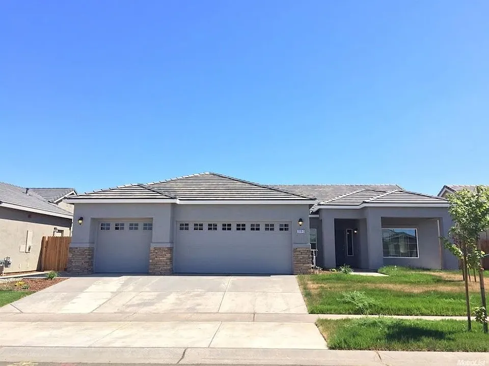 2092 Moss Glen Loop