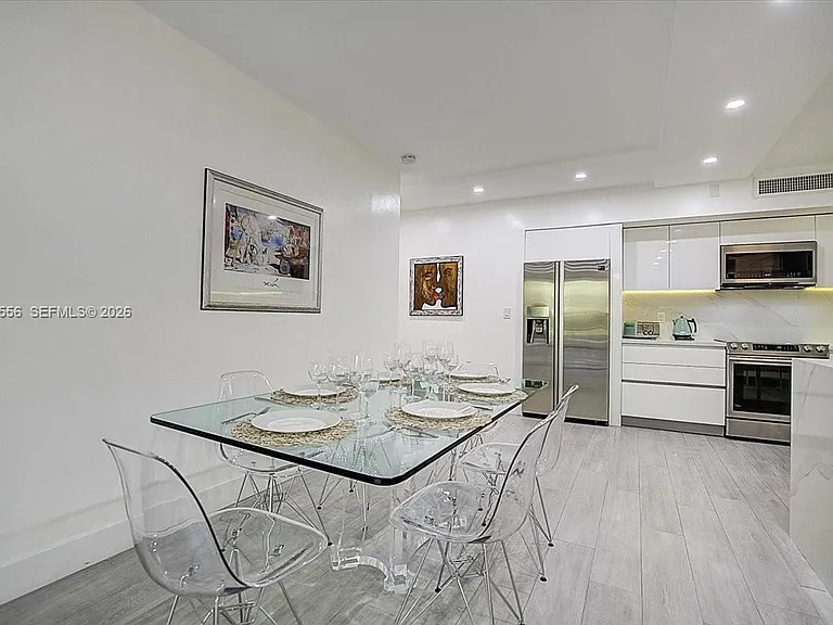 101 E Crandon Blvd #276 — Photo 6