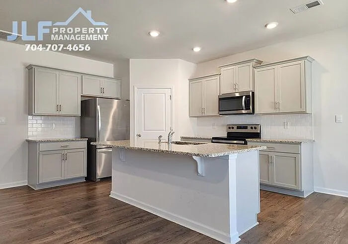 125 Sycamore Crossing Ct — Photo 4