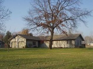 17060 Fawn River Rd, White Pigeon, MI 49099