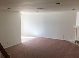 10752 Walnut St APT C, Los Alamitos, CA 90720