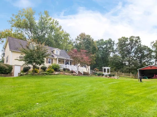 804 Wagon Shop Rd, Middlebrook, VA 24459
