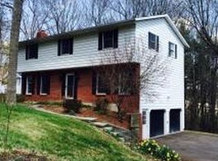 1116 Greenwood Gln, Endwell, NY 13760