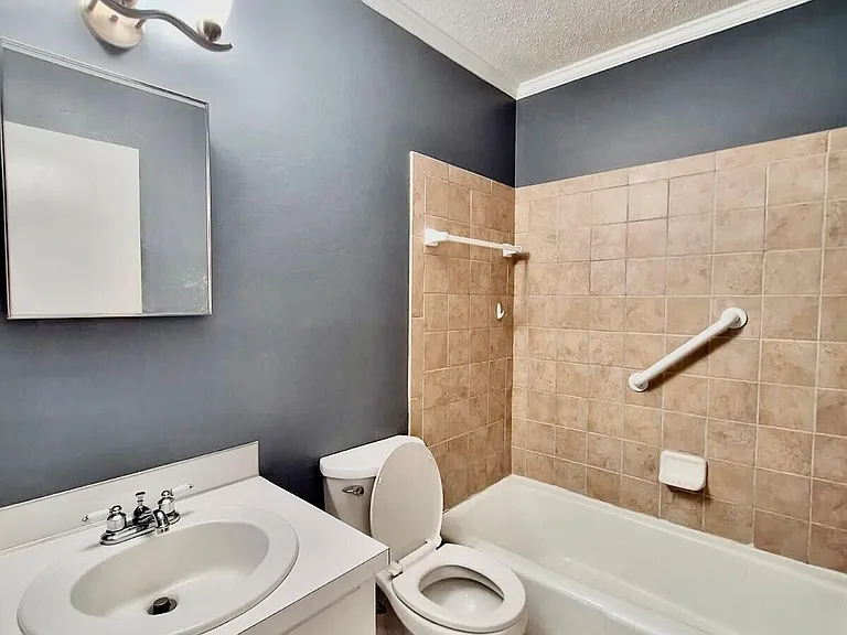 2814 Church St — Photo 4