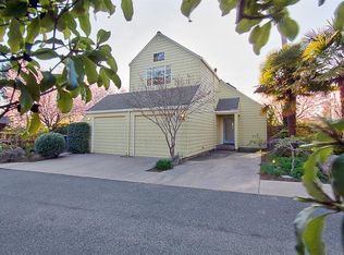 409 Clinton St, Santa Cruz, CA 95062