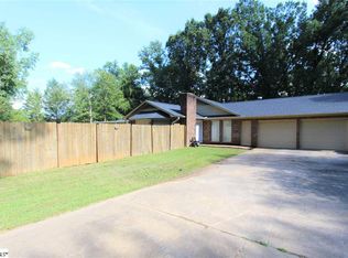 321 Providence Rd, Spartanburg, SC 29302