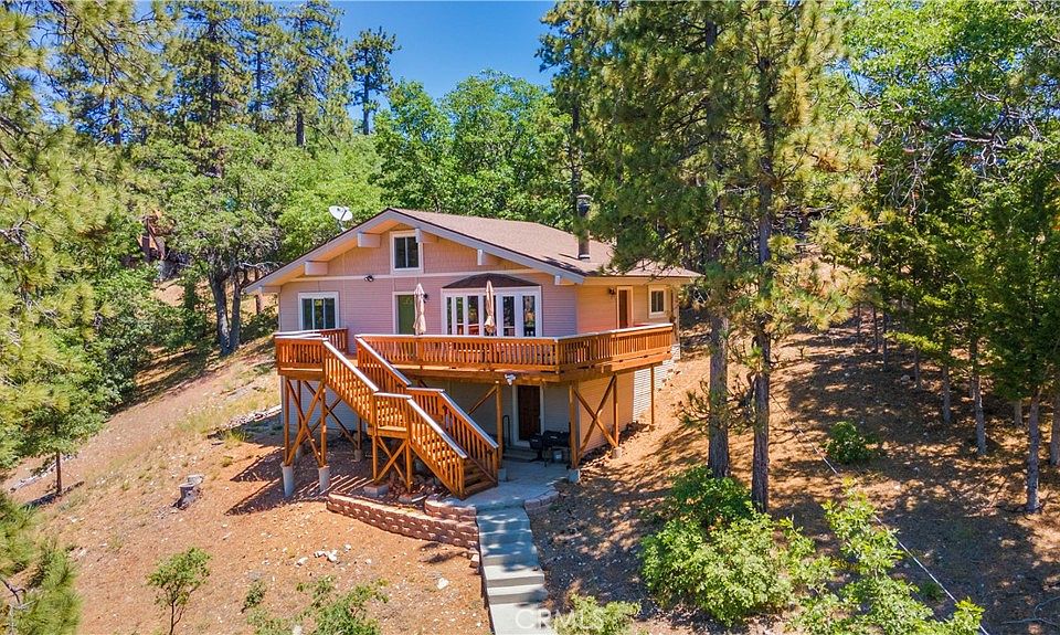 1st image of 39576 Oak Glen Rd