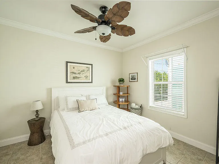 59 Palm Dr — Photo 15