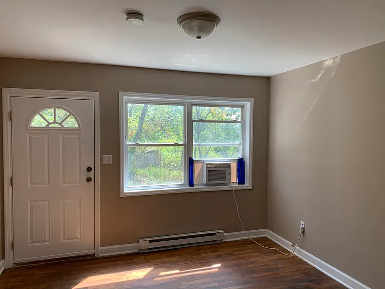 2122 Haven Cir #3 — Photo 7