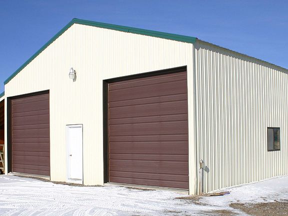 2664 sf Heated/Insulated Shop