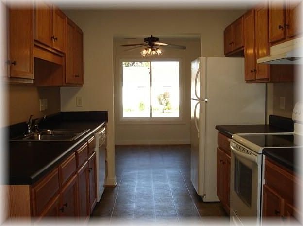 1st image of 3200 Four Seasons Blvd