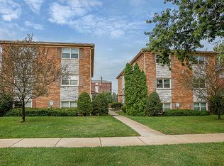 20 N Garfield St APT 5, Lombard, IL 60148
