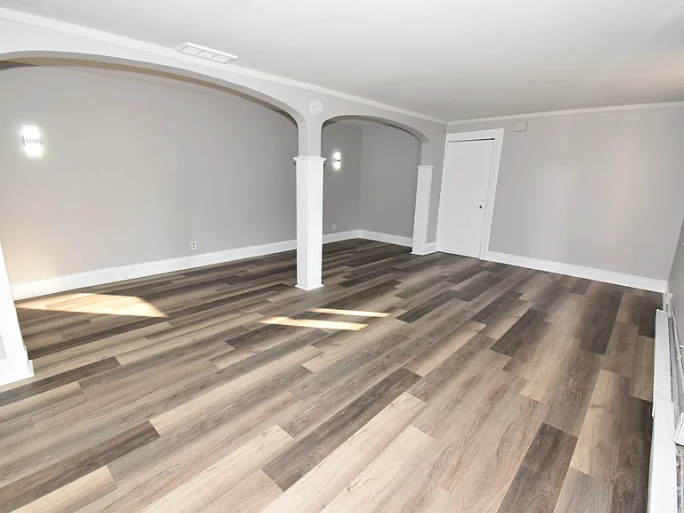 186 W Main St #C — Photo 2