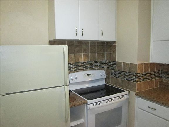 3rd image of 2838 37th Ave N