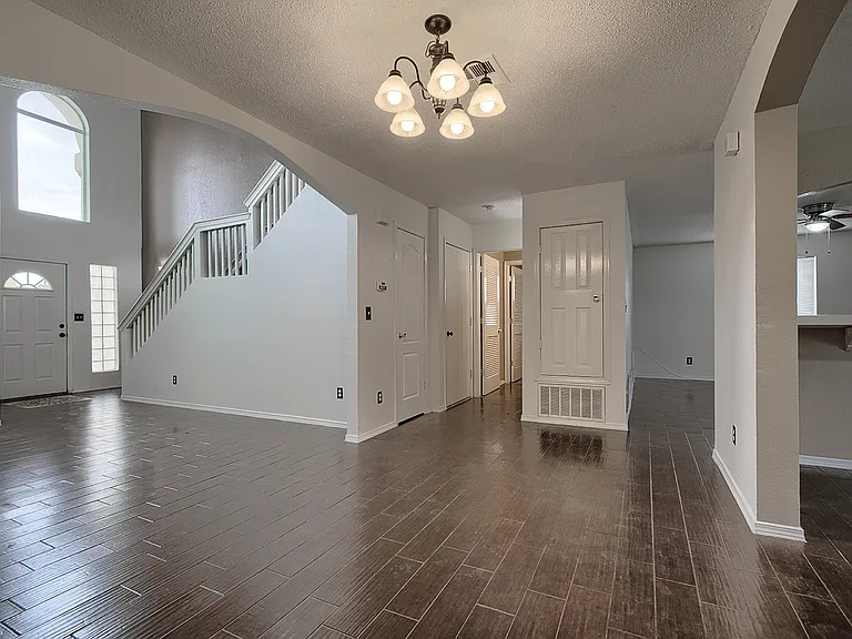 11571 Plautus Ct — Photo 8