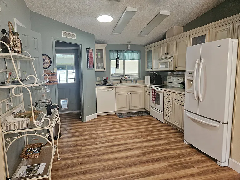 1119 Del Toro Dr — Photo 6