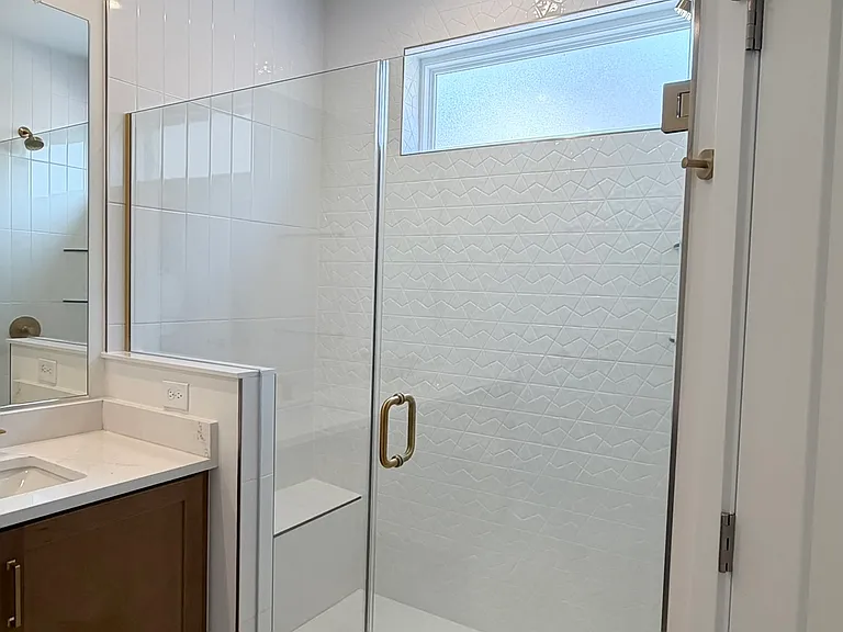 22133 Midmoore Dr — Photo 22