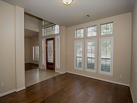 5th image of 2923 Auburn Creek Ln